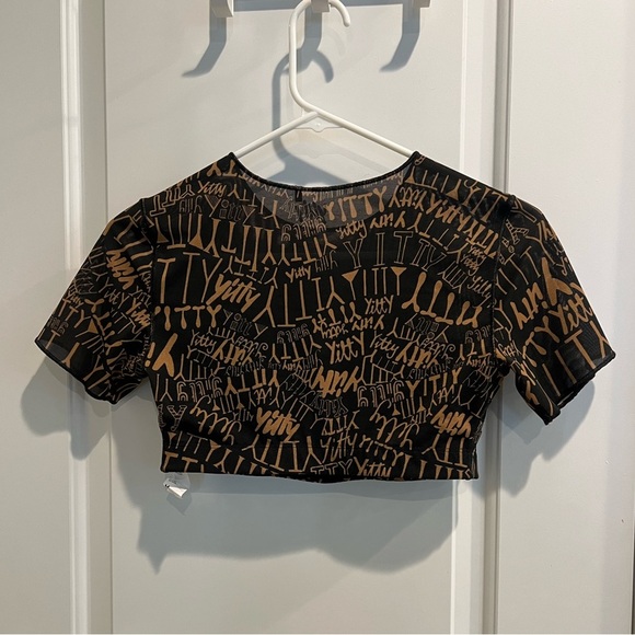 YITTY Black and Tan Graphic Crop Top M - Picture 4 of 7